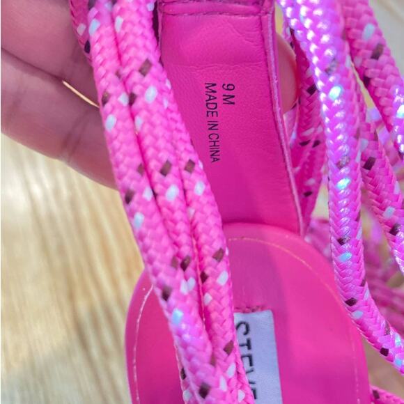 NWOT/BOX Steve Madden Hot Pink Fiore Rope Strappy heeled Sandals Barbie Style 10 - Picture 3 of 9